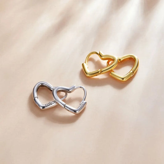 1 Pair Simple Style Heart Shape Sterling Silver Ear Studs