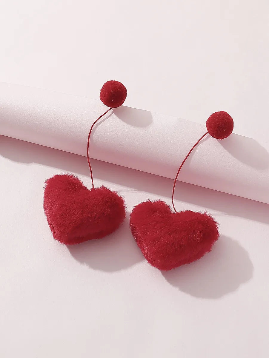 1 Pair Simple Style Heart Shape Synthetic Fibre Drop Earrings