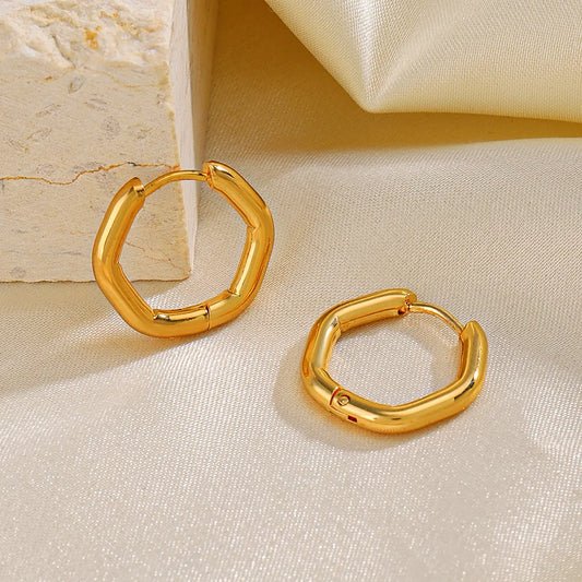 1 Pair Simple Style Hexagon Plating Stainless Steel 18k Gold Plated Earrings