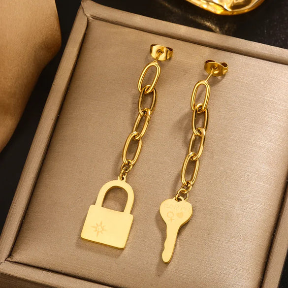 1 Pair Simple Style IG Style Pentagram Heart Shape Butterfly Inlay 304 Stainless Steel Artificial Pearl Shell Rhinestones Pearl Shell 18K Gold Plated Drop Earrings