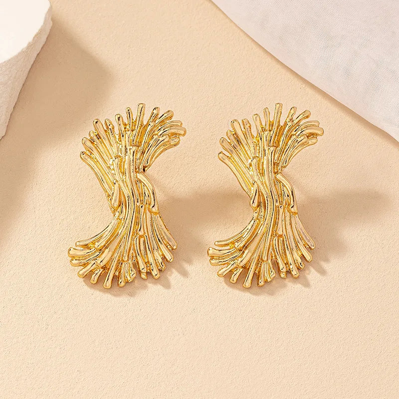 1 Pair Simple Style Irregular Plating Alloy Gold Plated Ear Studs