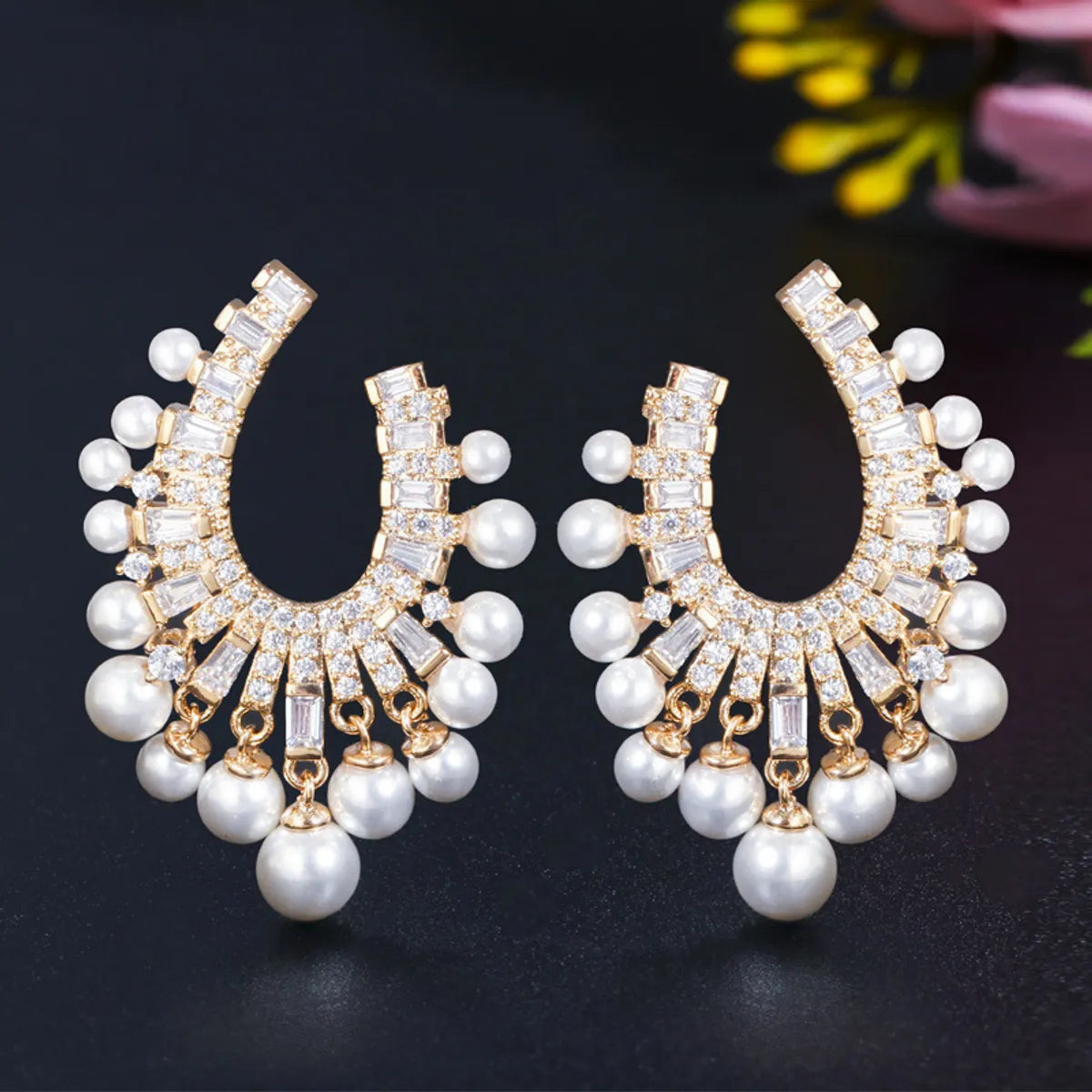 1 Pair Simple Style Irregular Solid Color Plating Inlay Copper Artificial Pearls Zircon Rhodium Plated Silver Plated Ear Studs