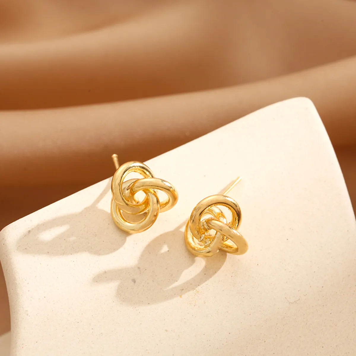 1 Pair Simple Style Knot Plating Copper Ear Studs