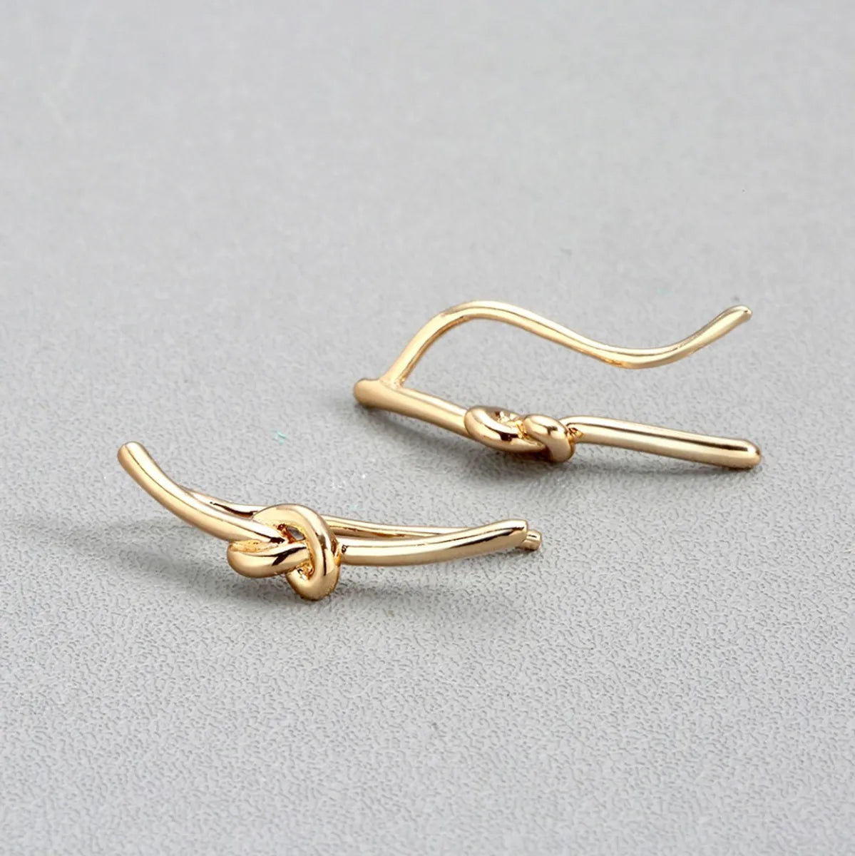 1 Pair Simple Style Leaf Heart Shape Alloy Plating Women's Ear Studs