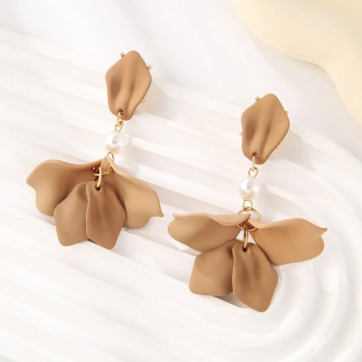 1 Pair Simple Style Leaf Stoving Varnish Arylic Drop Earrings