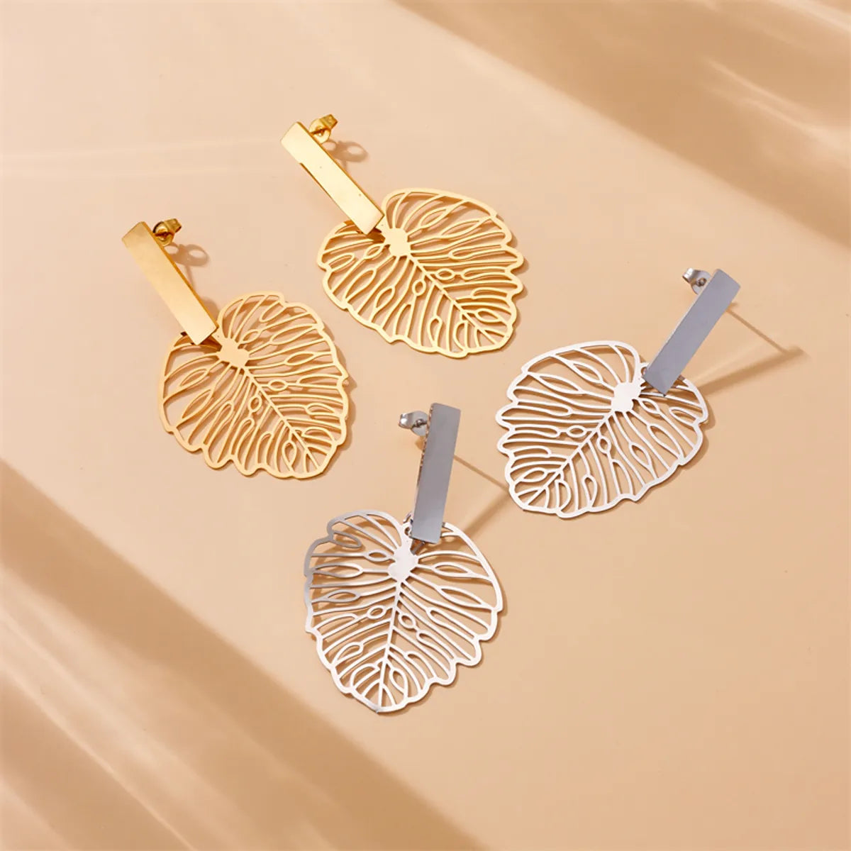 1 Pair Simple Style Leaves Hollow Out 304 Stainless Steel 18K Gold Plated Drop Earrings