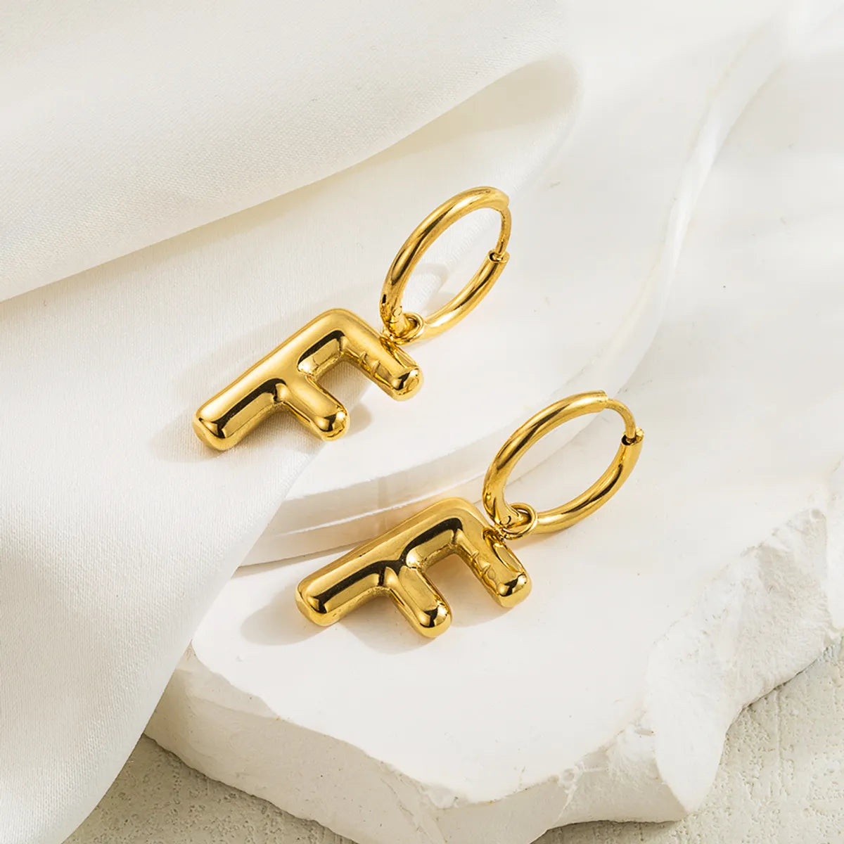 1 Pair Simple Style Letter Plating Pleated 304 Stainless Steel 18K Gold Plated Drop Earrings