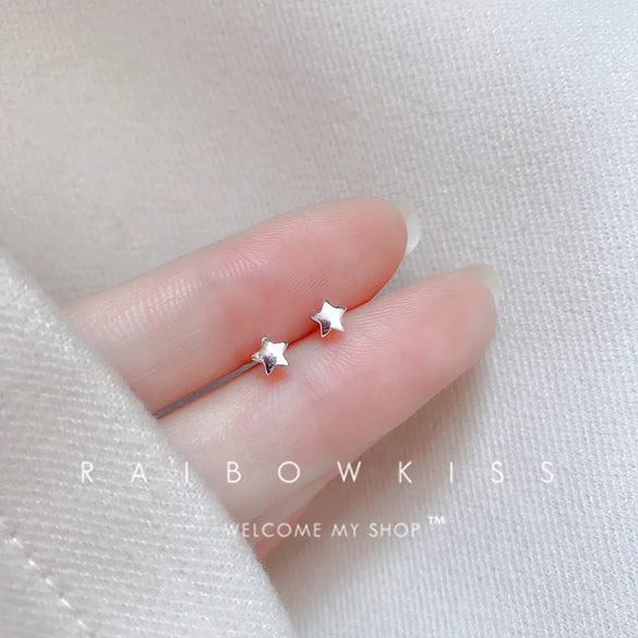 1 Pair Simple Style Letter Snowflake Copper Plated Women's Ear Studs
