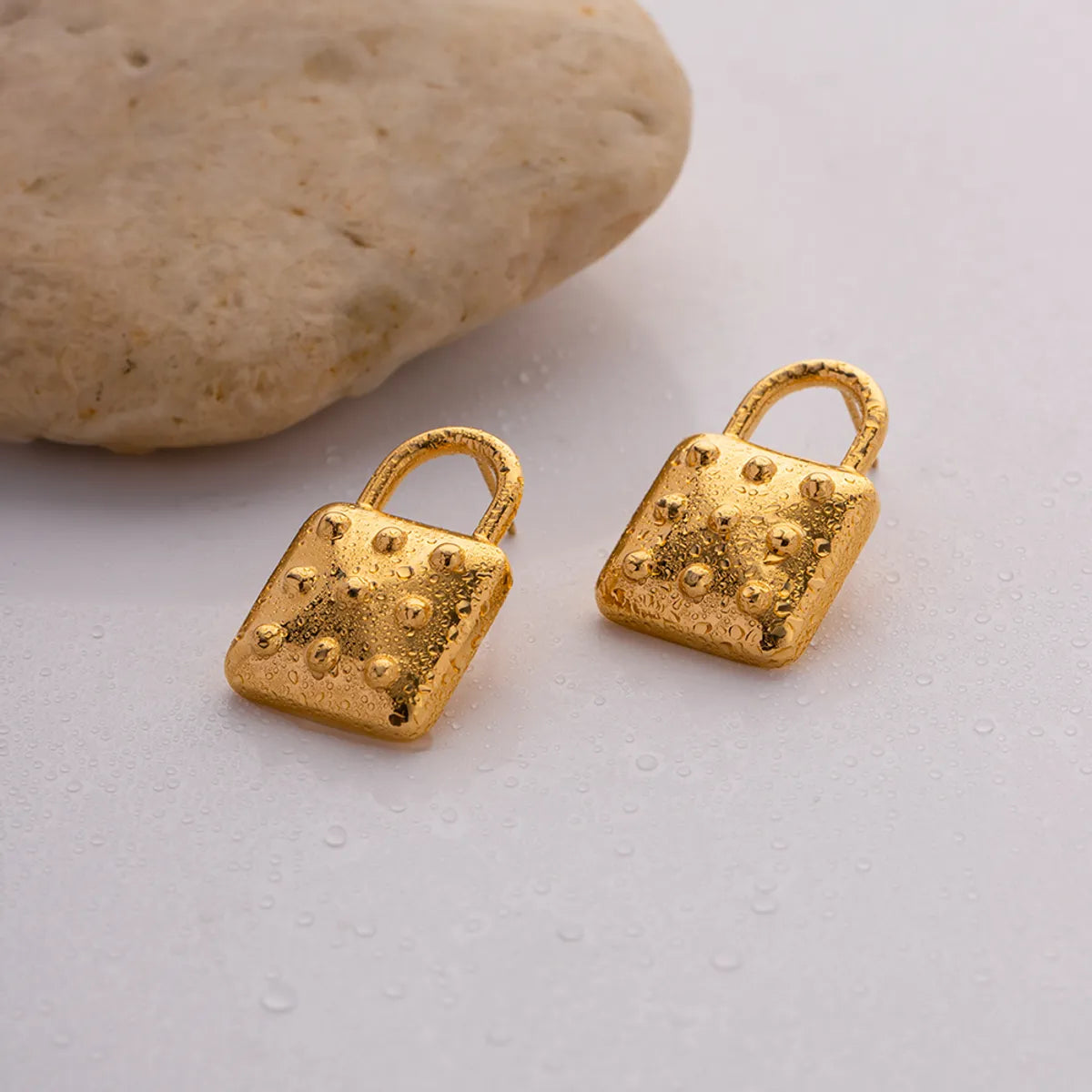 1 Pair Simple Style Lock Plating Stainless Steel 18k Gold Plated Drop Earrings