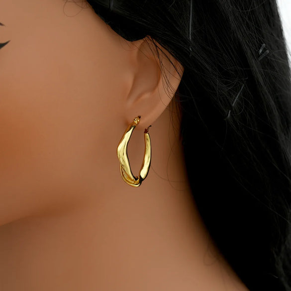 1 Pair Simple Style Oval Pea Plating 304 Stainless Steel 18K Gold Plated Earrings