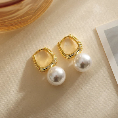 1 Pair Simple Style Pearl Inlay Copper Pearl Zircon 18K Gold Plated Drop Earrings