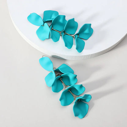 1 Pair Simple Style Petal Arylic Stoving Varnish Women'S Drop Earrings