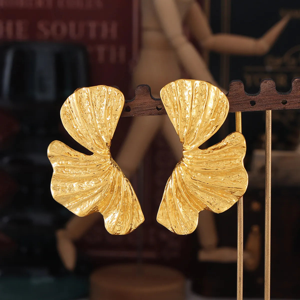 1 Pair Simple Style Petal Plating 304 Stainless Steel 18K Gold Plated Ear Studs