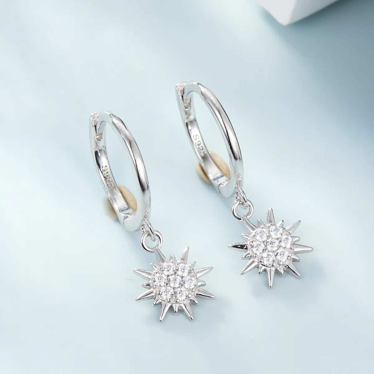 1 Pair Simple Style Roman Style British Style Star Inlay Sterling Silver Zircon White Gold Plated Gold Plated Drop Earrings