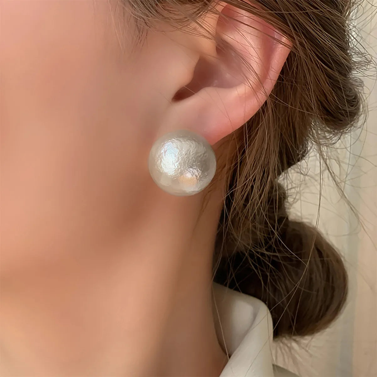 1 Pair Simple Style Round Artificial Pearl Ear Studs