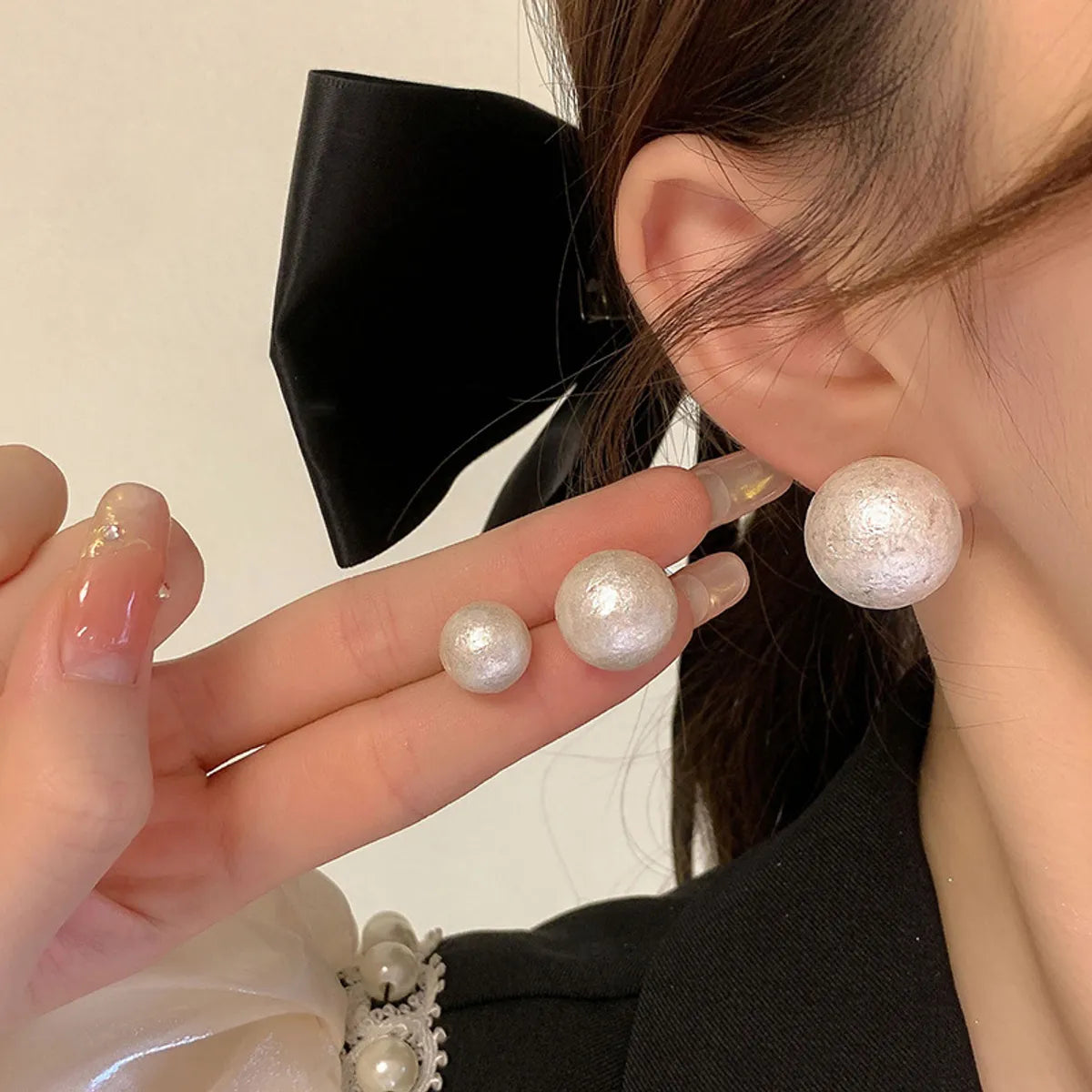 1 Pair Simple Style Round Artificial Pearl Ear Studs