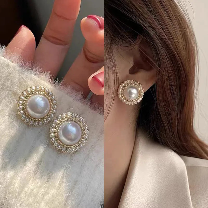 1 Pair Simple Style Round Heart Shape Bow Knot Alloy Plating Inlay Rhinestones Pearl Women'S Drop Earrings