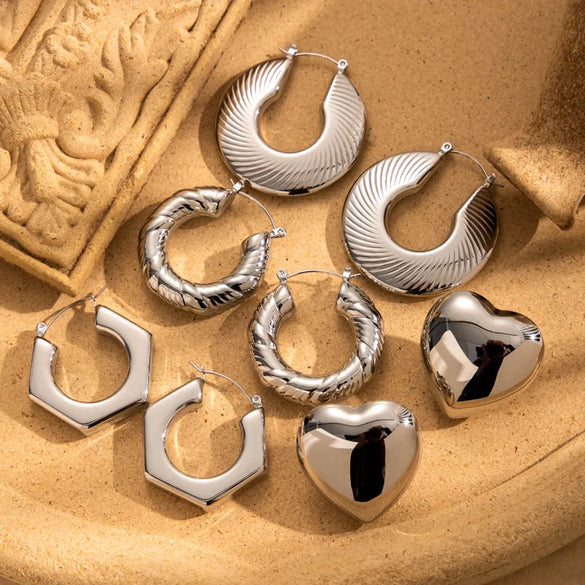 1 Pair Simple Style Round Heart Shape Plating 304 Stainless Steel Earrings