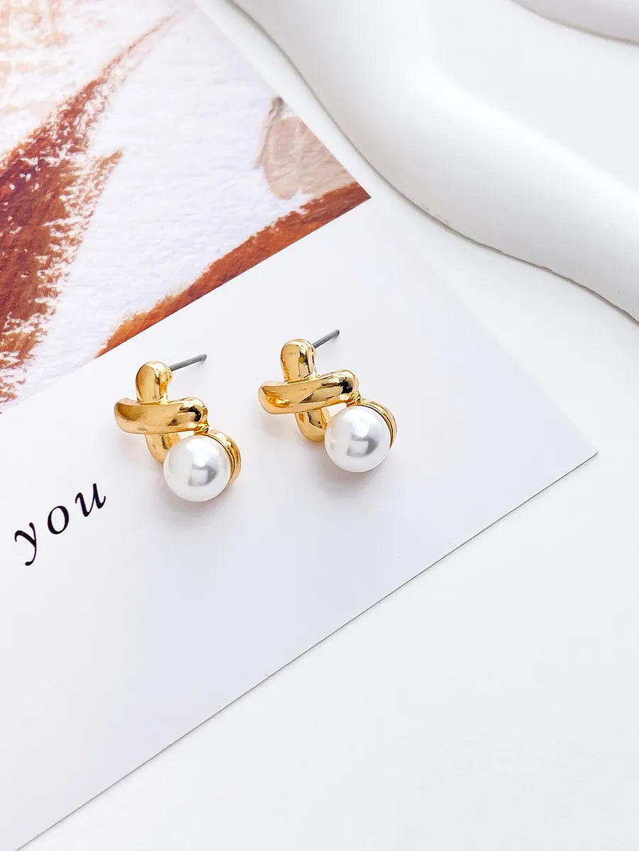 1 Pair Simple Style Round Inlay Alloy Pearl Ear Studs