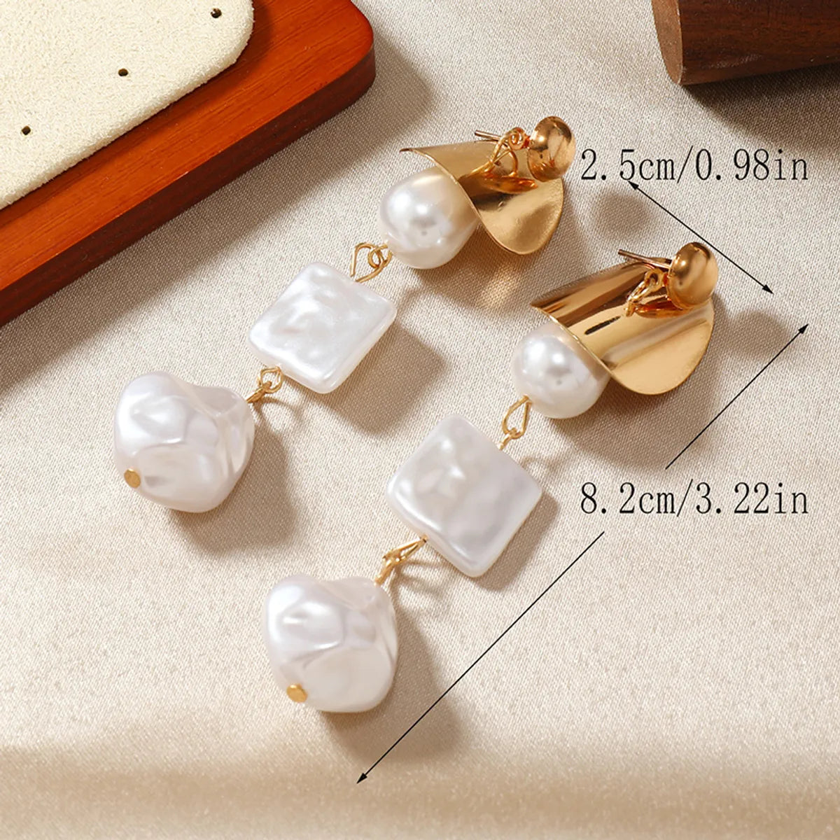 1 Pair Simple Style Round Inlay Alloy Pearl Gold Plated Drop Earrings