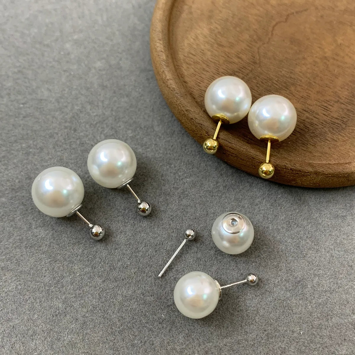 1 Pair Simple Style Round Plating Imitation Pearl 14k Gold Plated Silver Plated Ear Studs