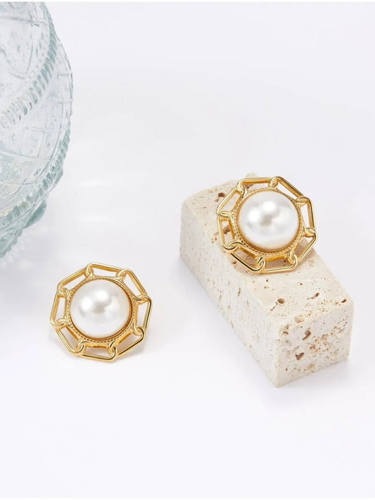 1 Pair Simple Style Round Plating Inlay Stainless Steel Pearl 18k Gold Plated Ear Studs