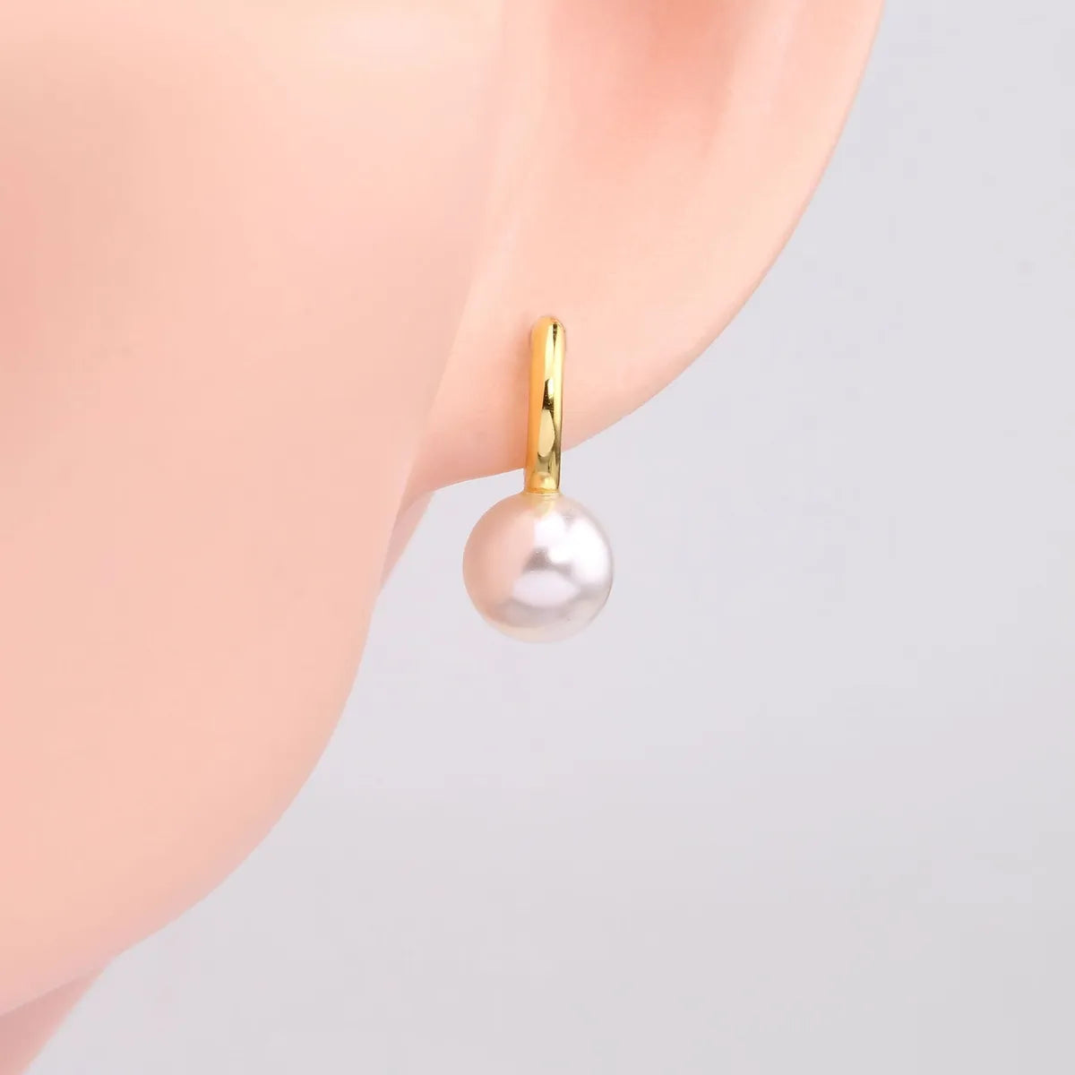 1 Pair Simple Style Round Plating Inlay Sterling Silver Pearl White Gold Plated Gold Plated Earrings