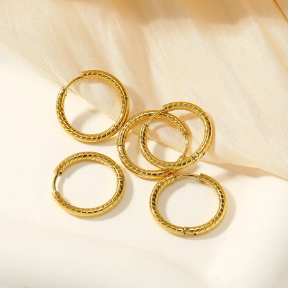 1 Pair Simple Style Round Plating Stainless Steel 18k Gold Plated Hoop Earrings