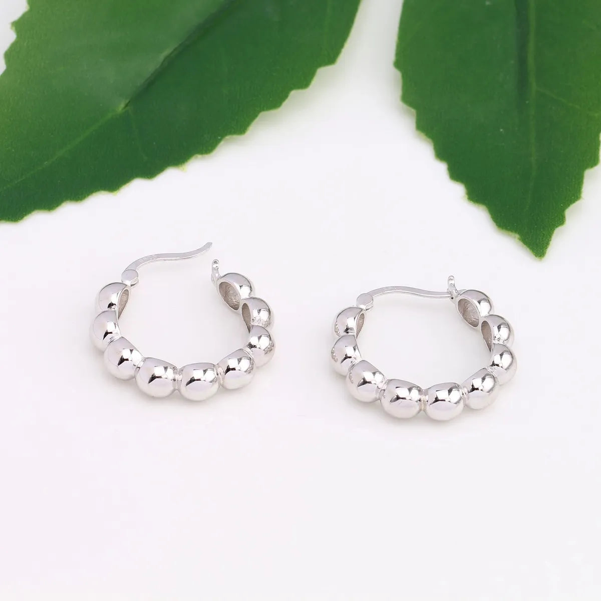 1 Pair Simple Style Round Solid Color Plating Sterling Silver Earrings