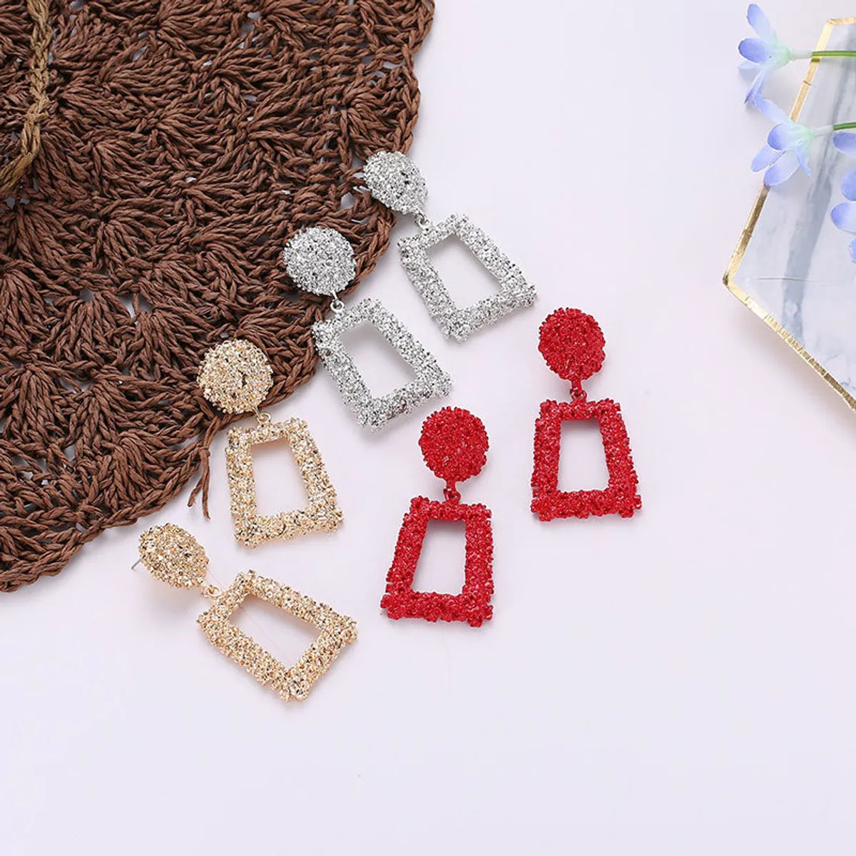 1 Pair Simple Style Round Square Patchwork Alloy Chandelier Earrings