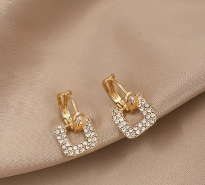 1 Pair Simple Style Round Square Star Alloy Plating Inlay Rhinestones Women'S Drop Earrings