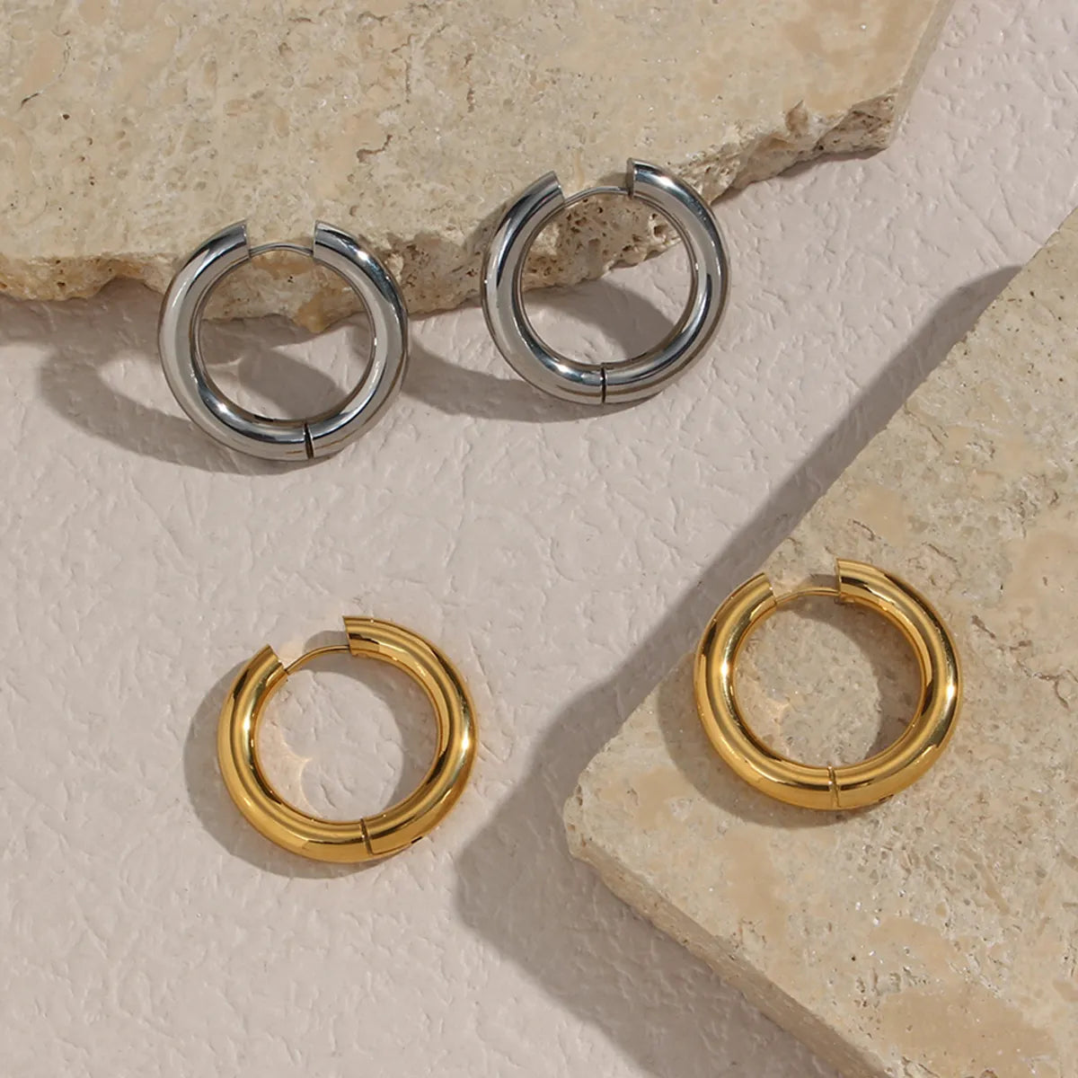 1 Pair Simple Style Round Plating Stainless Steel 18k Gold Plated Hoop Earrings