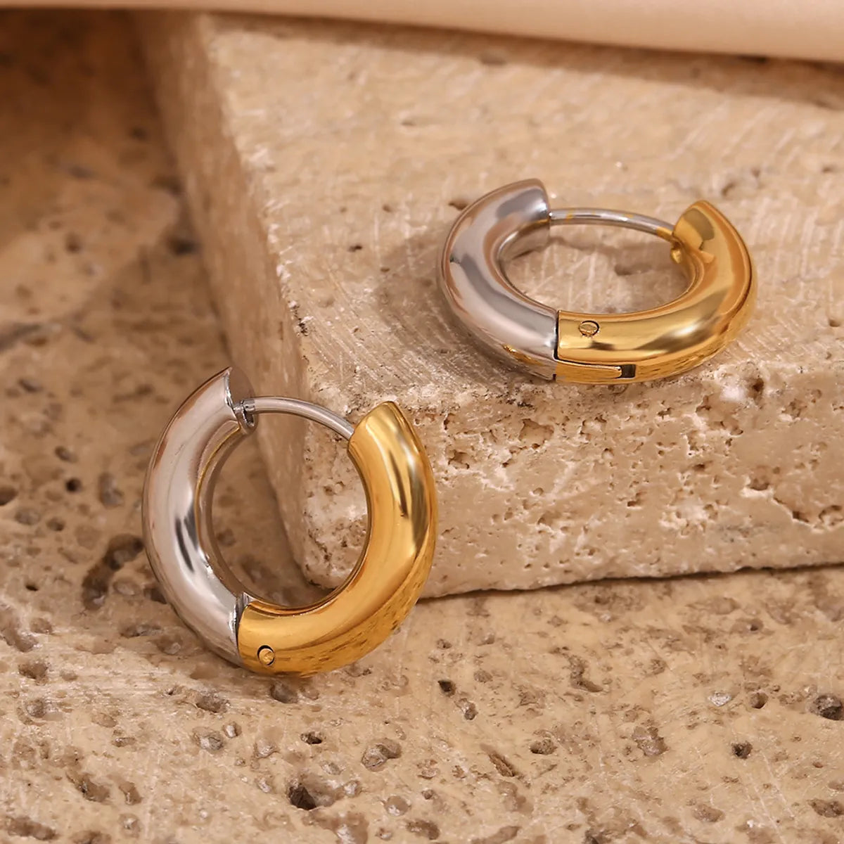 1 Pair Simple Style Round Stainless Steel Plating Hoop Earrings