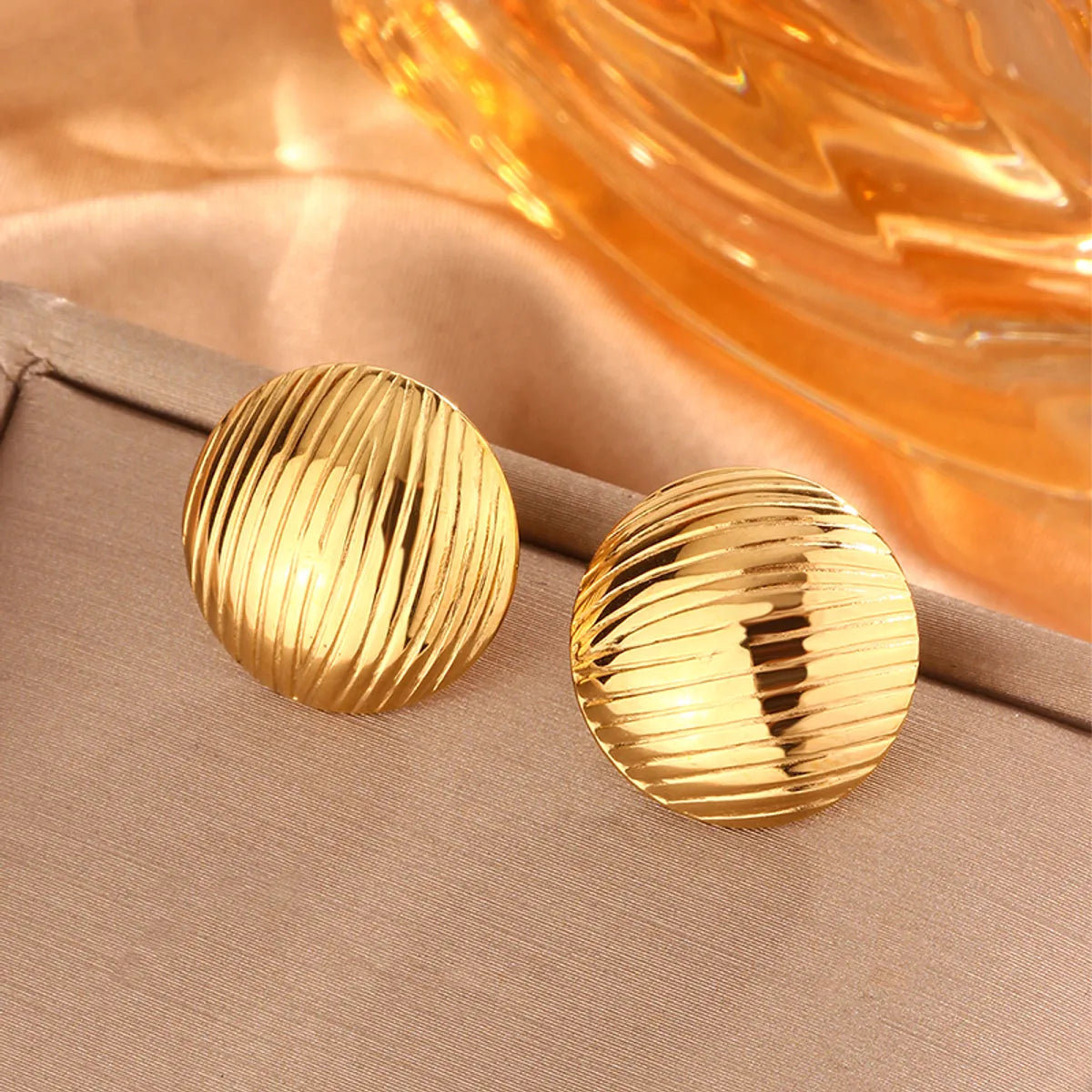 1 Pair Simple Style Sector Leaves Heart Shape Pleated 304 Stainless Steel 18K Gold Plated Ear Studs