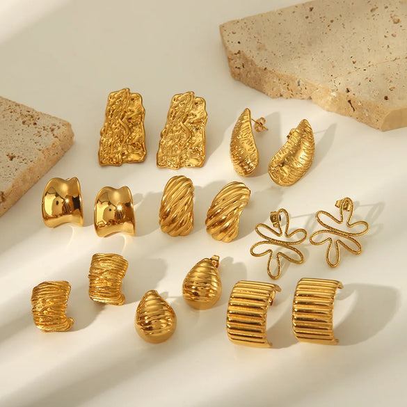 1 Pair Simple Style Semicircle Zebra Irregular Side Stripe 304 Stainless Steel 18K Gold Plated Ear Studs