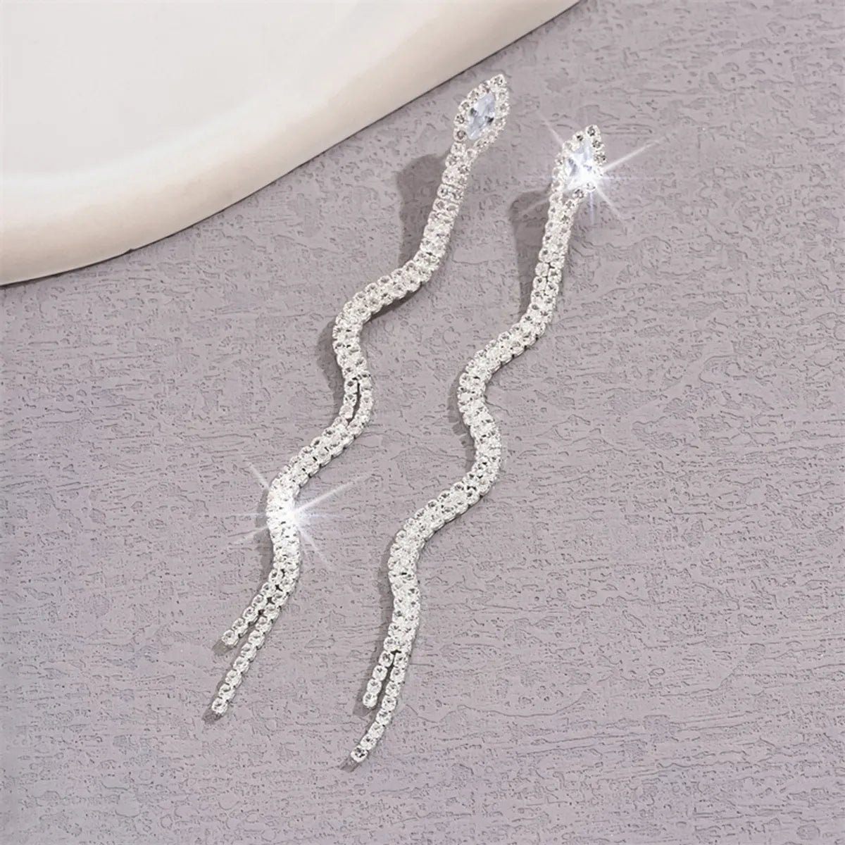 1 Pair Simple Style Shiny Geometric Inlay Alloy Glass Rhinestones Ear Studs