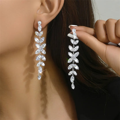 1 Pair Simple Style Shiny Geometric Inlay Alloy Glass Rhinestones Ear Studs