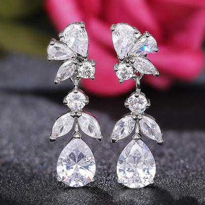 1 Pair Simple Style Shiny Leaf Water Droplets Inlay Copper Zircon Drop Earrings