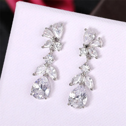 1 Pair Simple Style Shiny Leaf Water Droplets Inlay Copper Zircon Drop Earrings