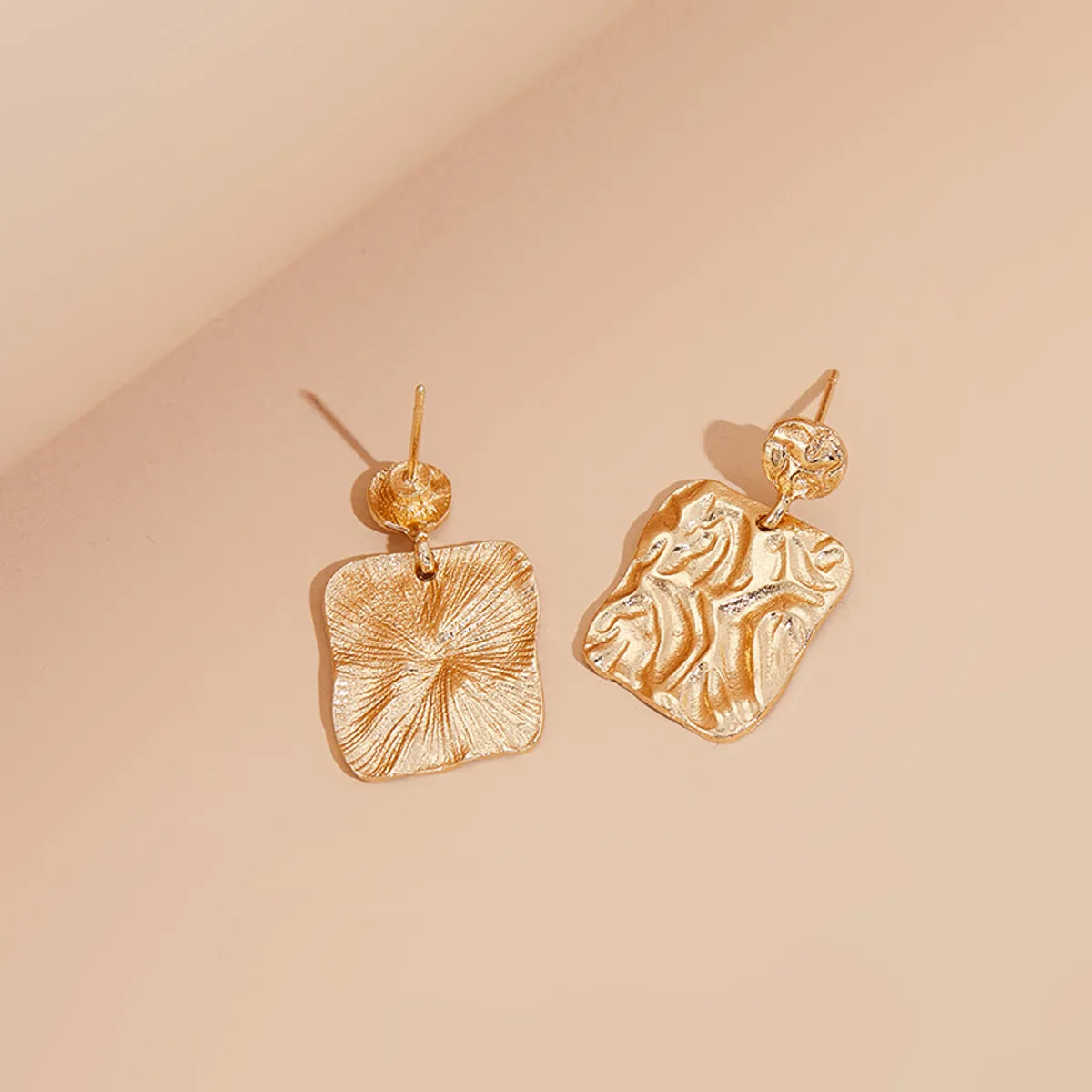 1 Pair Simple Style Shiny Solid Color Alloy Drop Earrings