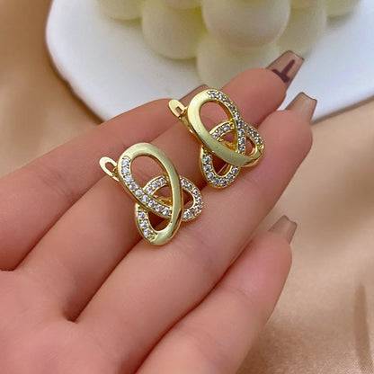 1 Pair Simple Style Shiny Triangle Plating Inlay Copper Zircon White Gold Plated Gold Plated Ear Studs