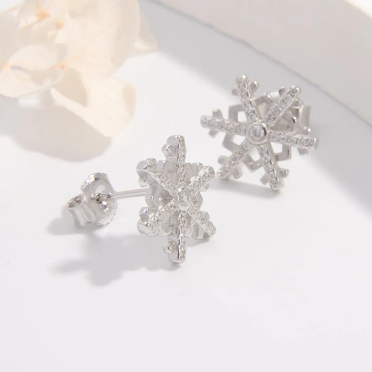 1 Pair Simple Style Snowflake Plating Inlay Sterling Silver Zircon Ear Studs