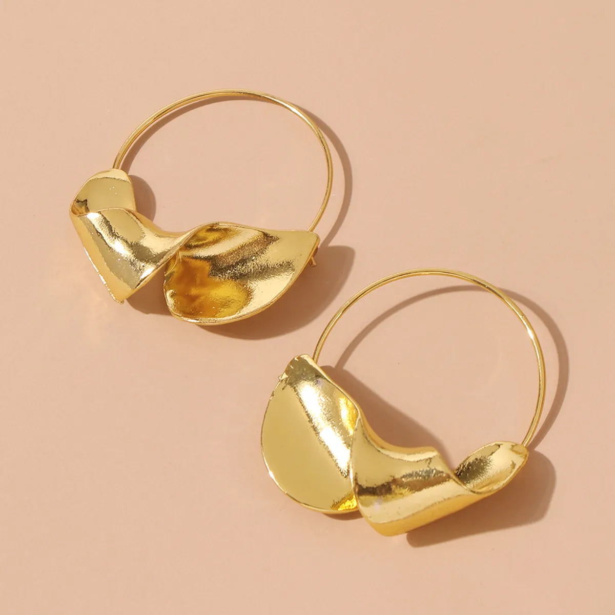 1 Pair Simple Style Solid Color Alloy Drop Earrings