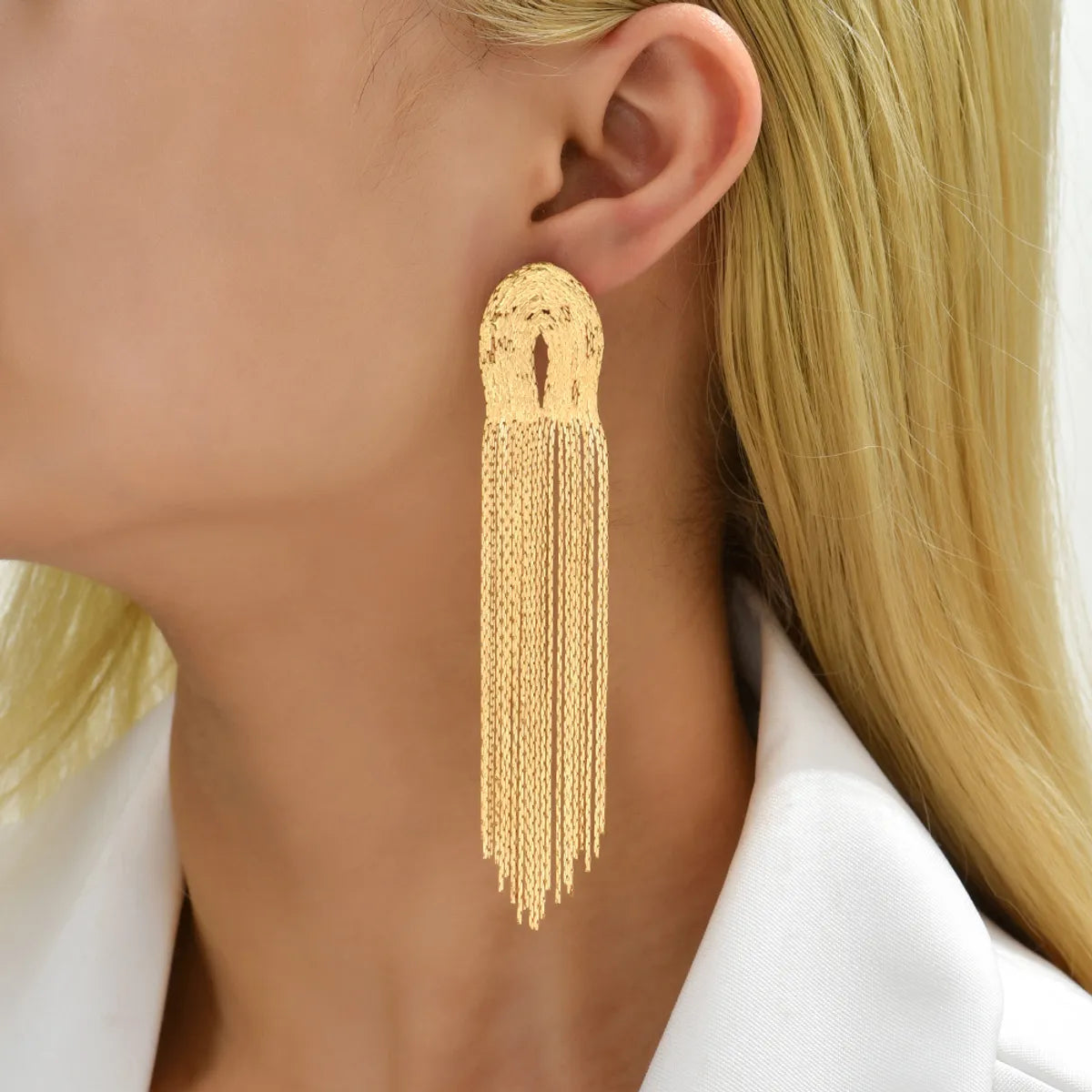 1 Pair Simple Style Solid Color Alloy Tassel Women'S Earrings