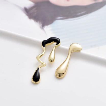 1 Pair Simple Style Solid Color Asymmetrical Enamel Alloy Ear Studs