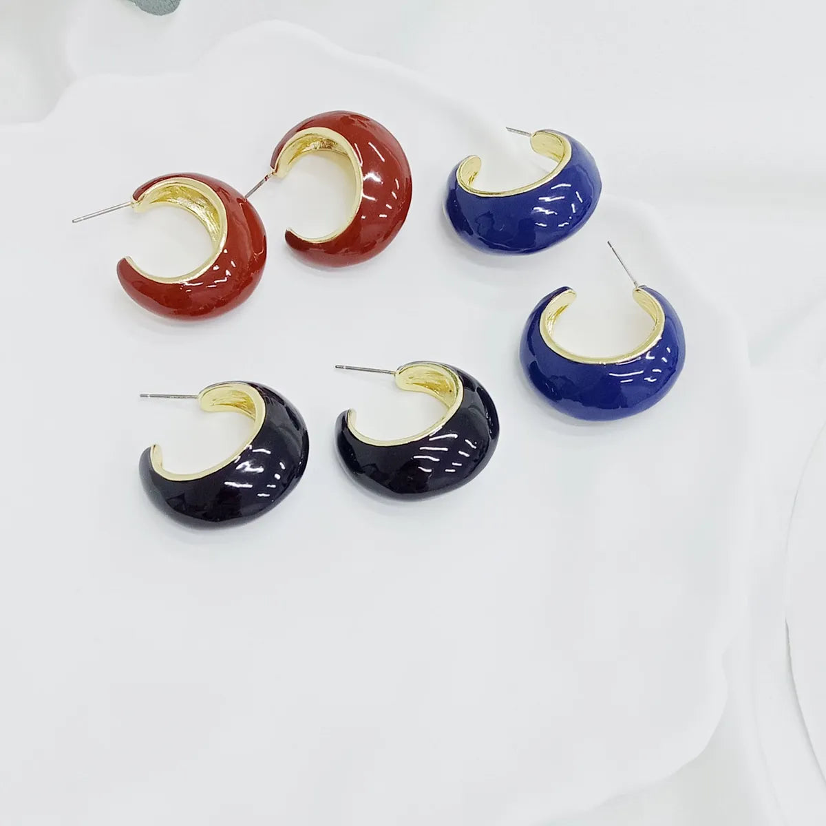 1 Pair Simple Style Solid Color Enamel Alloy Ear Studs