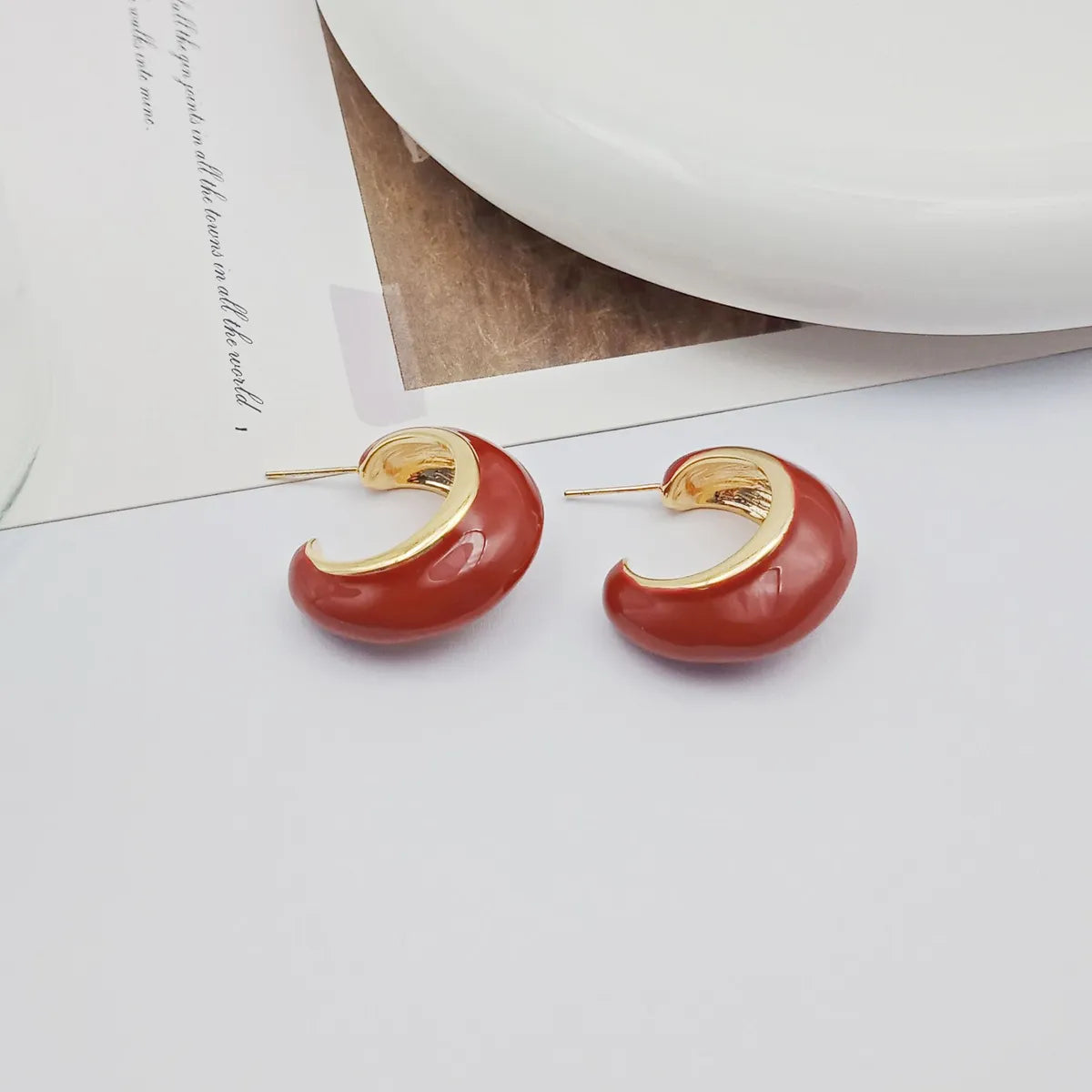 1 Pair Simple Style Solid Color Enamel Alloy Ear Studs