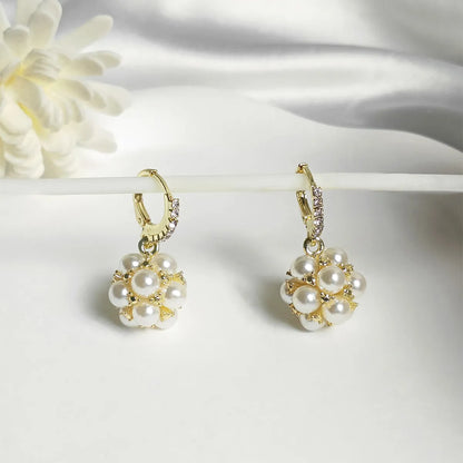 1 Pair Simple Style Solid Color Inlay Alloy Pearl Drop Earrings