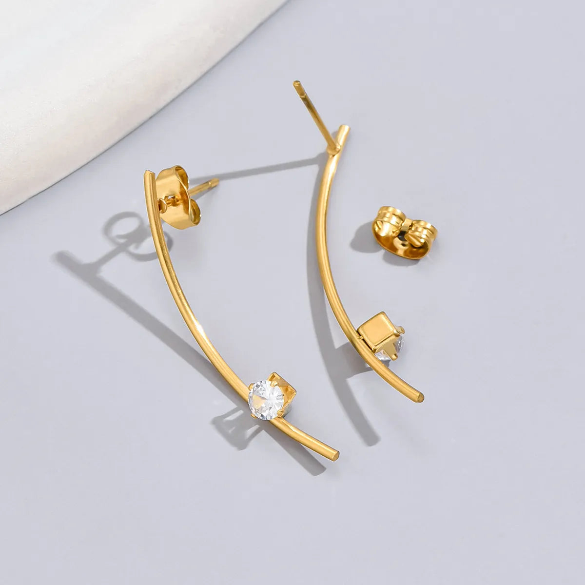 1 Pair Simple Style Solid Color Inlay Stainless Steel Titanium Steel Artificial Rhinestones 18k Gold Plated Ear Studs Cartilage Earrings