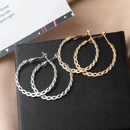 1 Pair Simple Style Solid Color Metal Plating Gold Plated Women'S Earrings